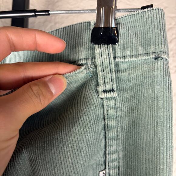 Vintage Levis 1970s White Tab Green Corduroy Sz 31 Bell Bottom Pants - Picture 10 of 11